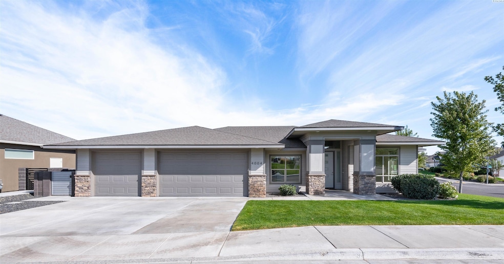 Sold $700,000 • Co-Listing Agent