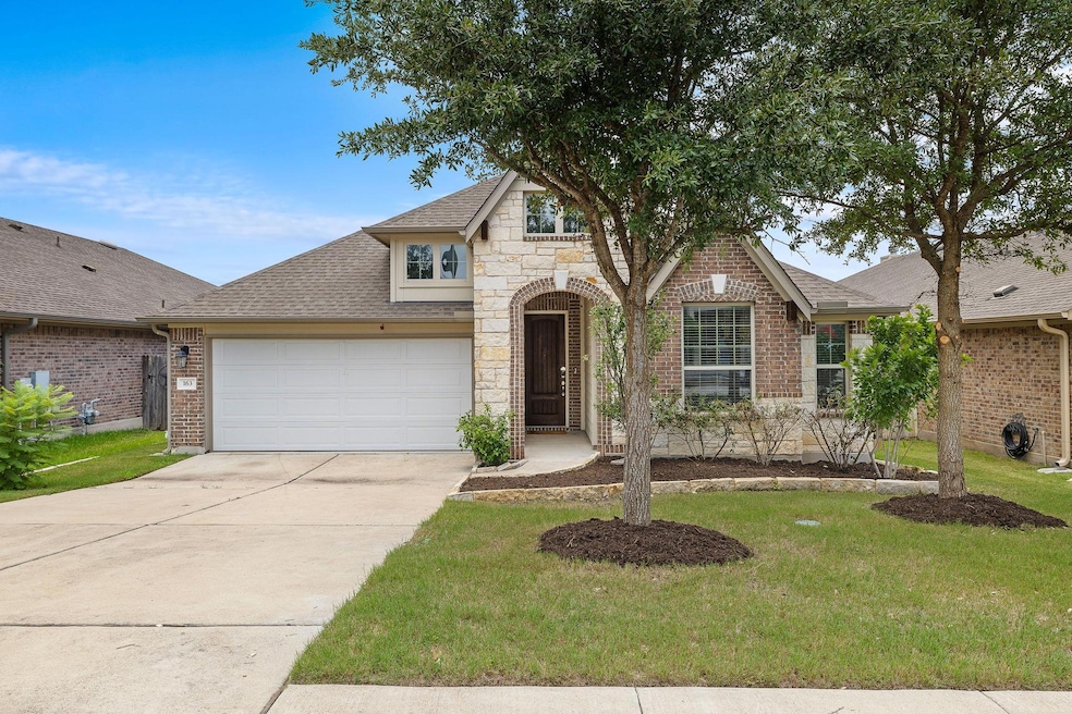 163 Mount Ellen St, Hutto, TX 78634 - photo 1