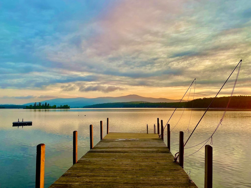 87 Chase Point Rd, Mirror Lake, NH 03853 - photo 1