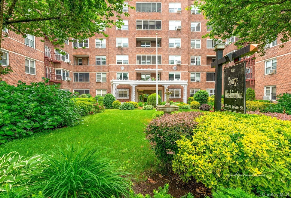 George Washington Apartments unit D43, Forest Hills, NY 11375 - photo 1