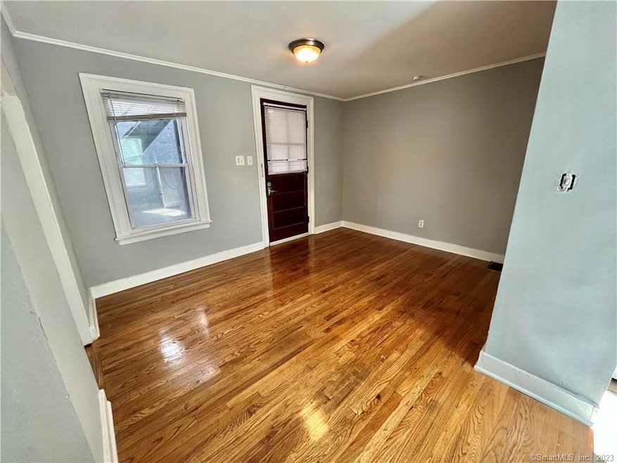 512 Chapel St unit 1R, New Haven, CT 06511 - photo 1