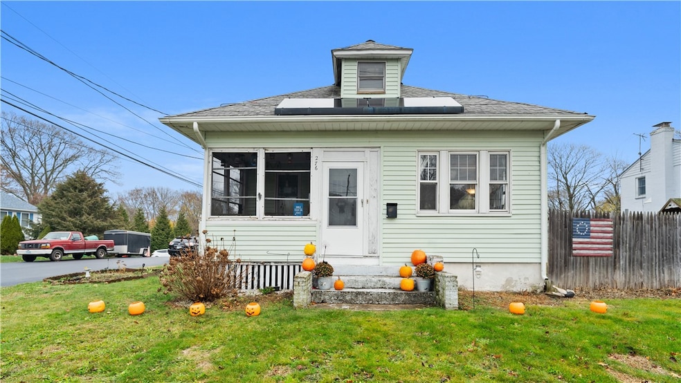 276 Tidewater Dr, Warwick, RI 02889 - photo 1