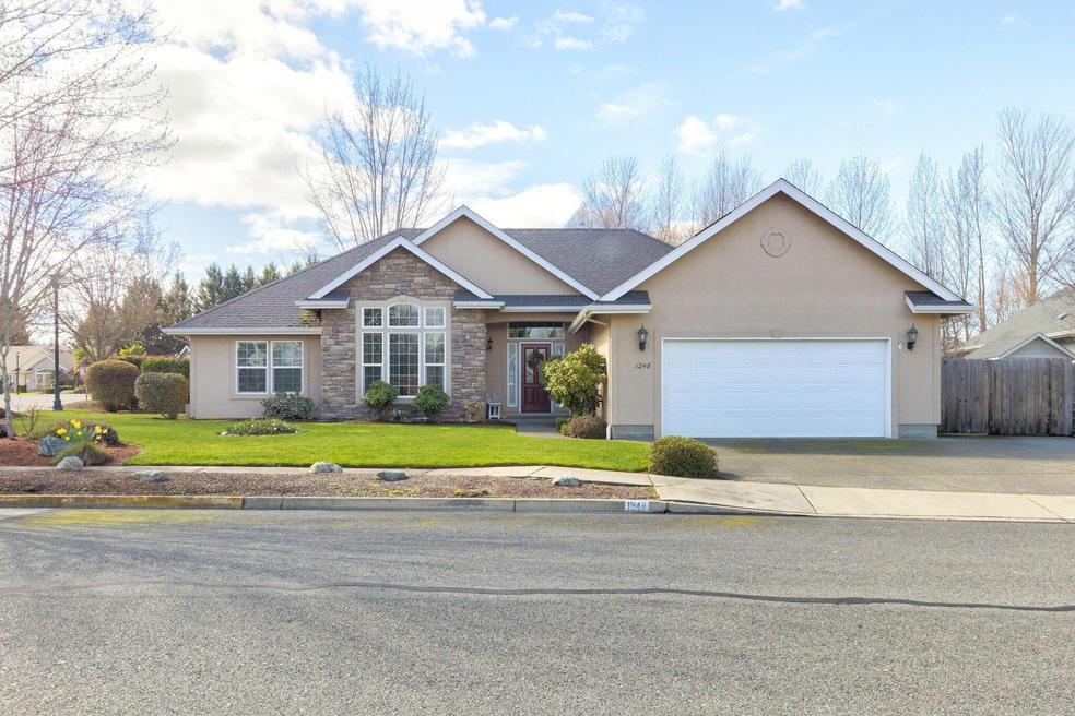 2-web-or-mls-1248-devonshire-way