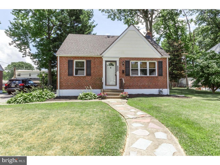 408 Sylvan Way, Aldan, PA 19018 - photo 1