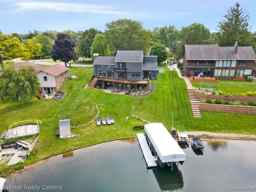 Beautiful home on Lake Orion