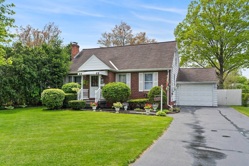 For Sale $269,900 • Co-Listing Agent