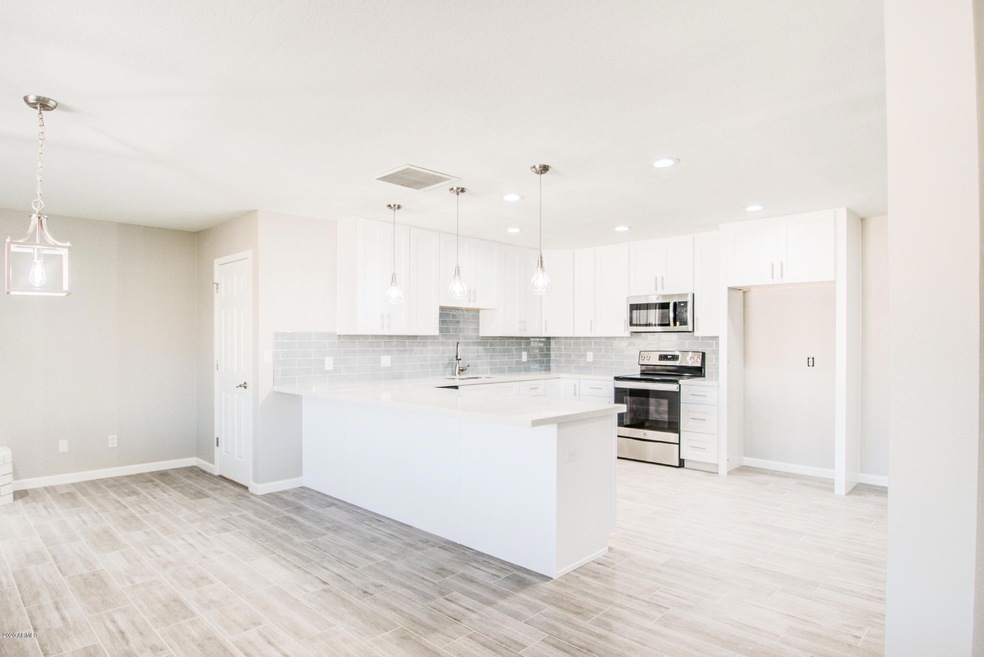 -KITCHEN 1