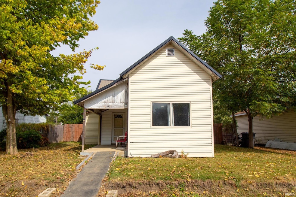 40 E Charles St, Redkey, IN 47373 - photo 1