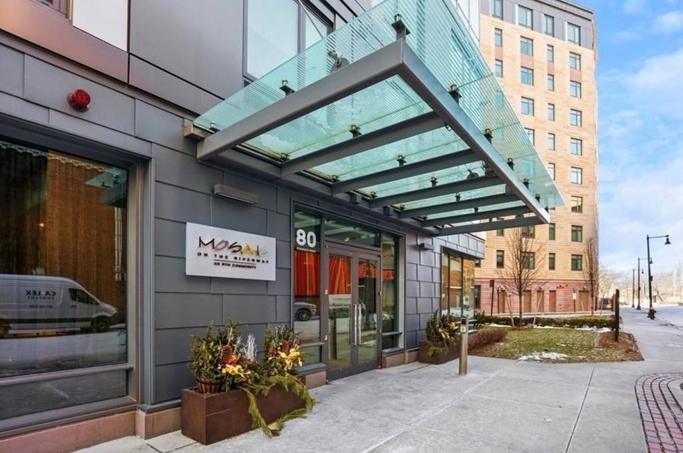 Mosaic on the Riverway unit 1007, Boston, MA 02115 - photo 1