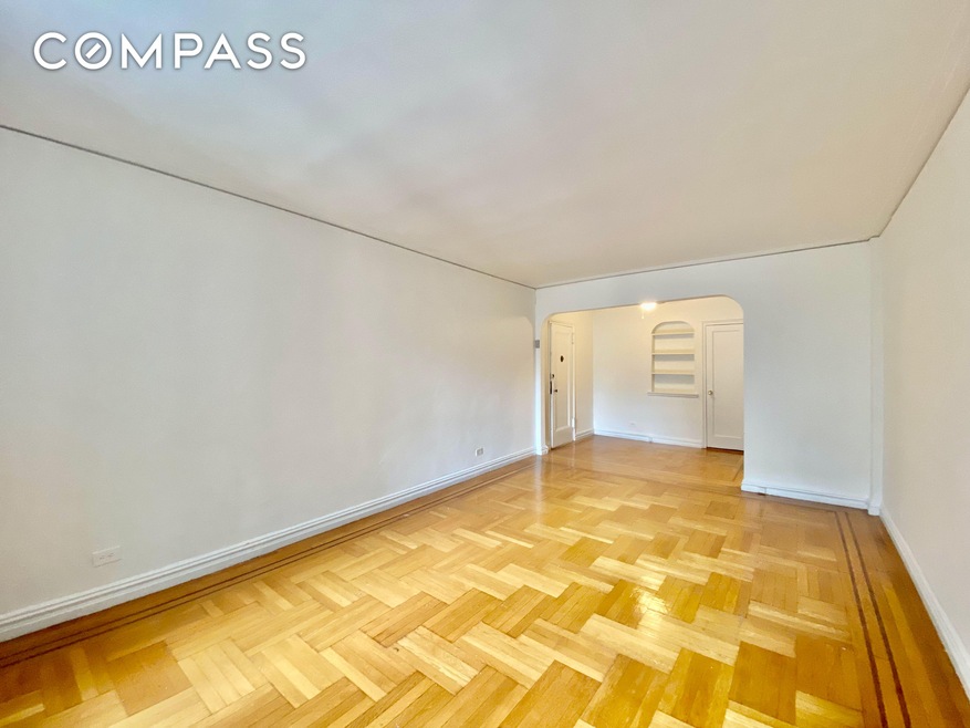 690 Fort Washington Ave unit 6-C1, New York, NY 10040 - photo 1