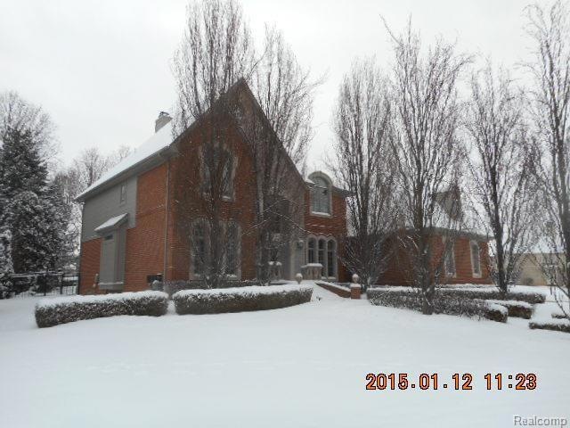 6705 Carlyle Ct, West Bloomfield, MI 48322 - photo 1