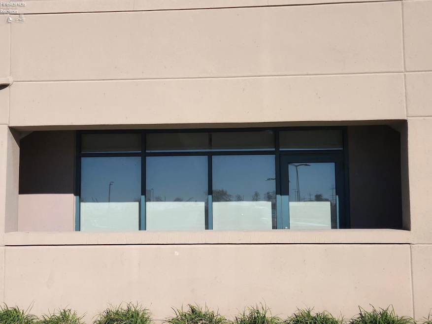 For Sale $275,000 • Co-Listing Agent