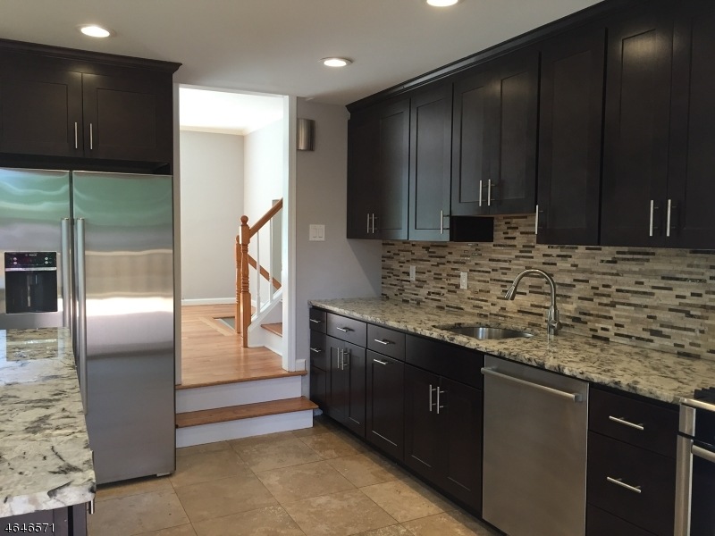 9 Mee Ln, New Providence, NJ 07974 - photo 1