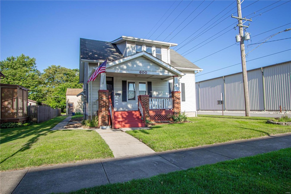 Welcome to 600 Cypress!