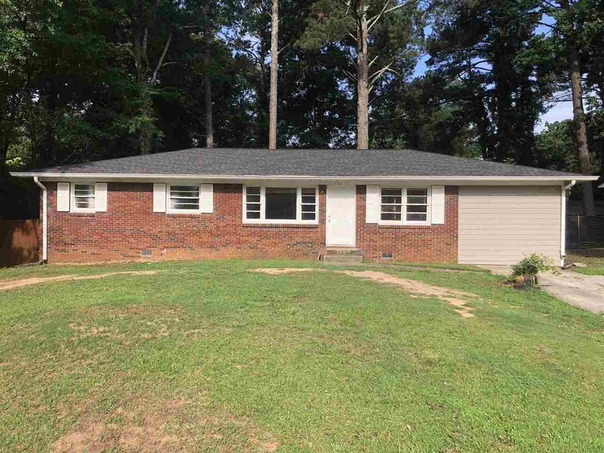 10613 Eagle Dr, Jonesboro, GA 30238 - photo 1