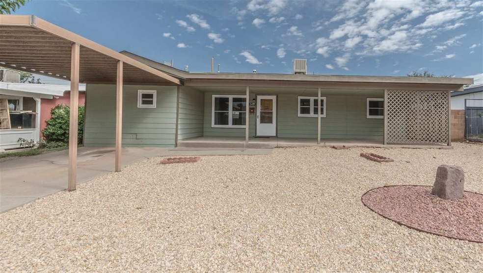 2401 Abbott Ave, Alamogordo, NM 88310 - photo 1