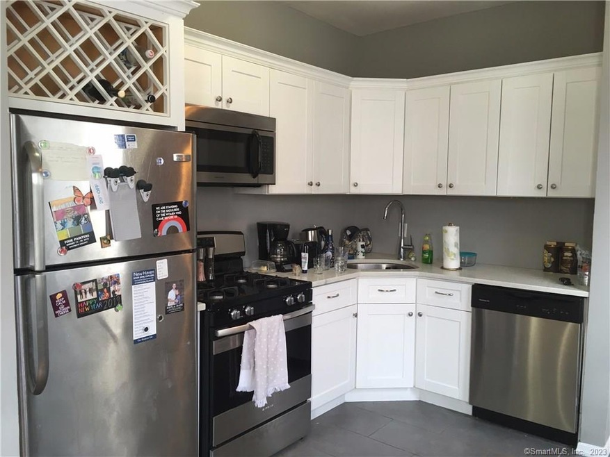 2 Lyon St unit 2, New Haven, CT 06511 - photo 1