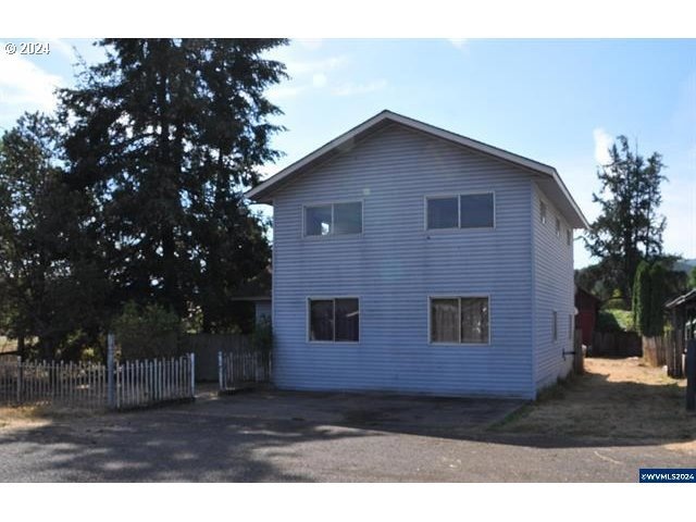 Sold $275,000