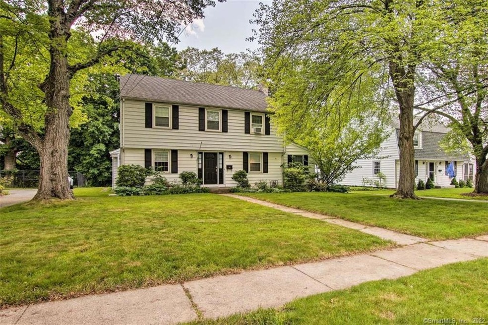 30 Lincoln Ave, West Hartford, CT 06117 - photo 1