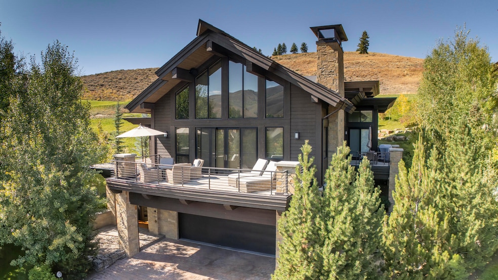 Under Contract $8,175,000 • Co-Listing Agent