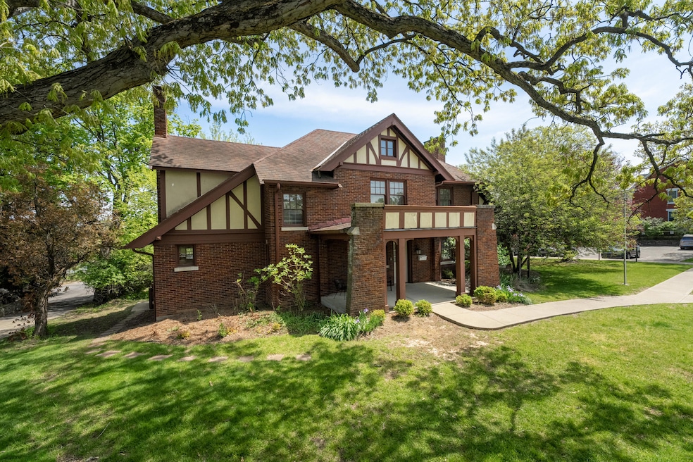 406 N Fort Thomas Ave, Fort Thomas, KY 41075 For Sale