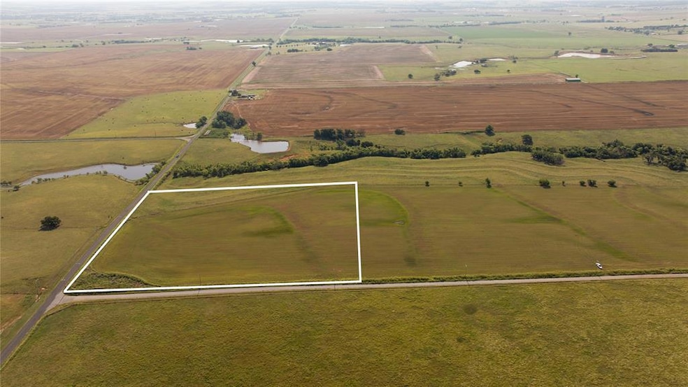 0 E Cr1300 Rd unit 1149673, Chickasha, OK 73018 - photo 1