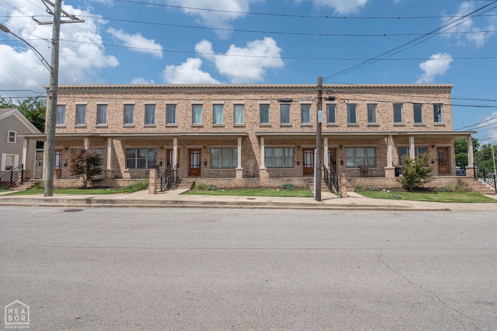 311 Madison St, Jonesboro, AR 72401 - photo 1