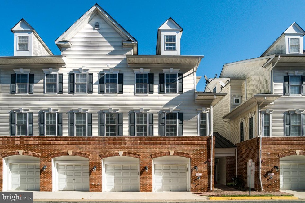 7750 Milford Haven Dr unit 50D, Lorton, VA 22079 - photo 1