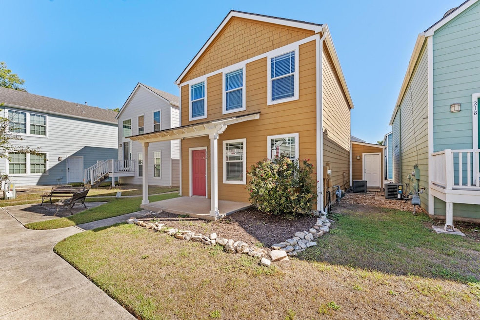 For Rent $1,600/month