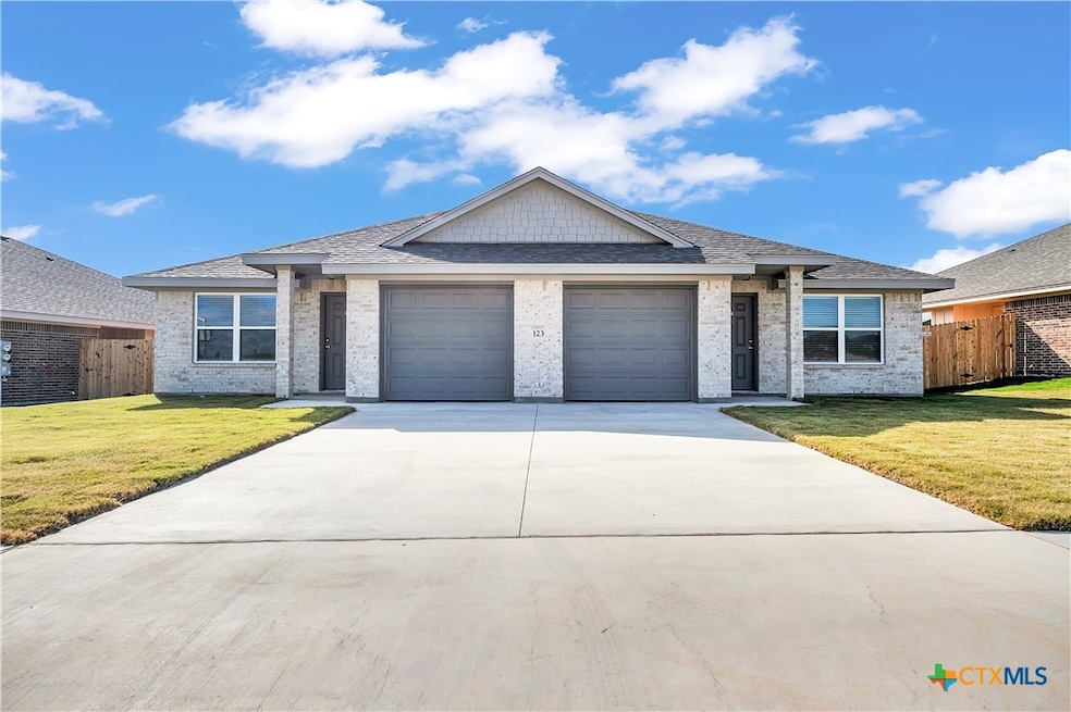 For Sale $364,900 • Co-Listing Agent