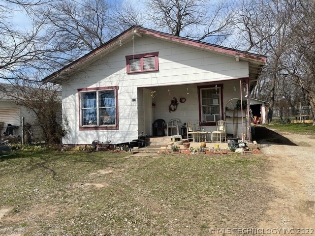 619 4th NW Ardmore, Ok.  
Rented $450