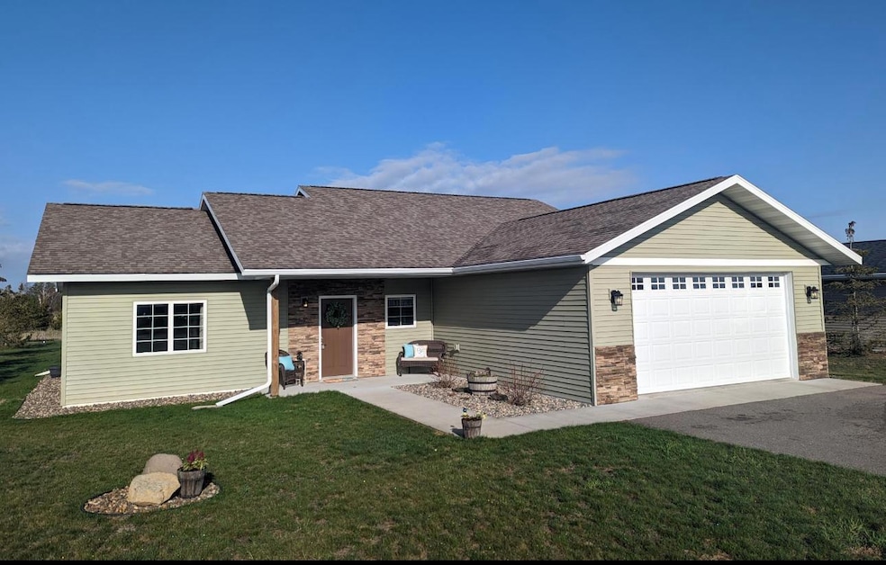 For Sale $299,500 • Co-Listing Agent