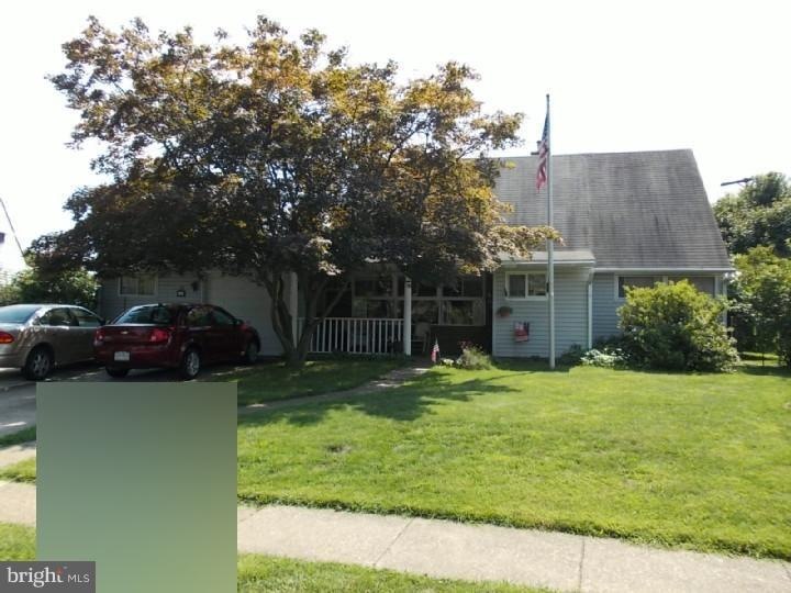 82 Cobalt Ridge Dr N, Levittown, PA 19057 - photo 1