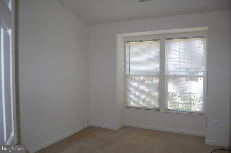 13104 Rosebay Dr, Germantown, MD 20874 - photo 1