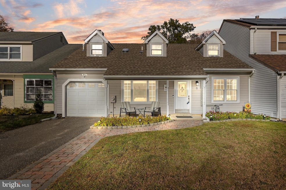 9 Irongate Dr, Voorhees, NJ 08043 - photo 1