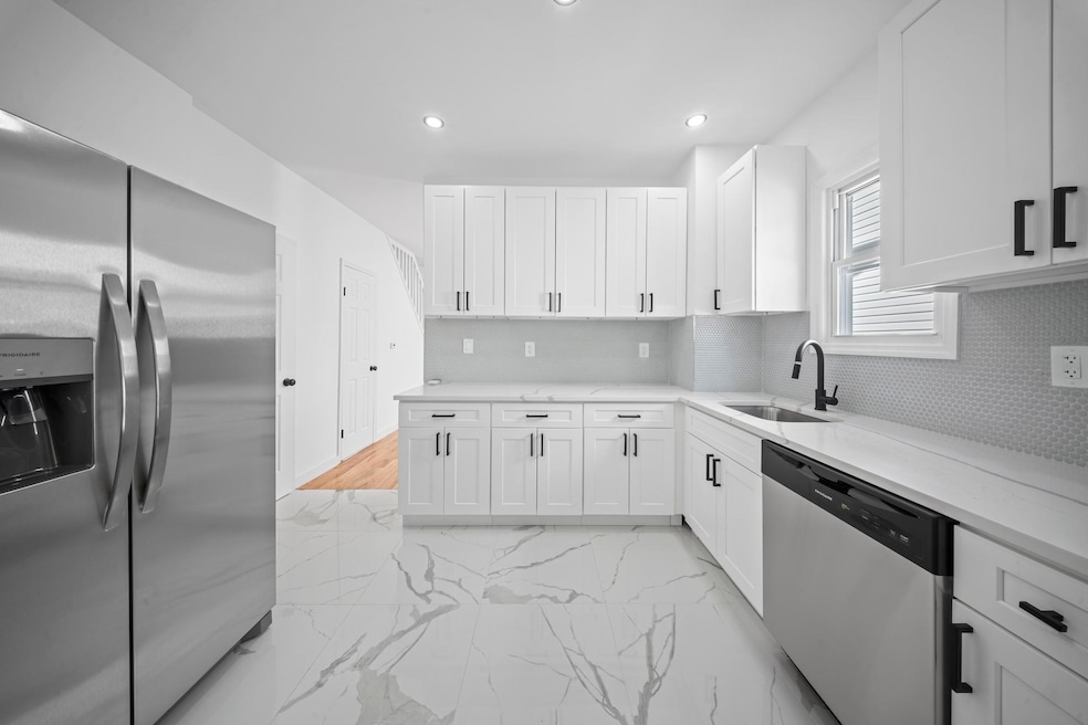 Sold $840,000 • Co-Listing Agent