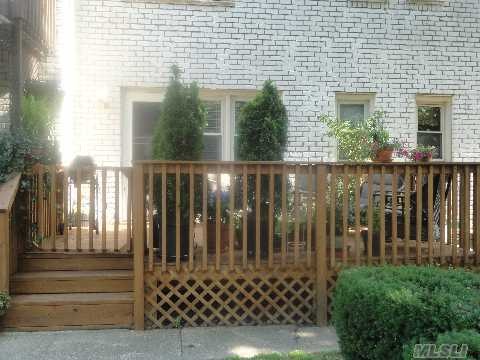 81 Cardinal Ln unit Duplex, Islip, NY 11751 - photo 1