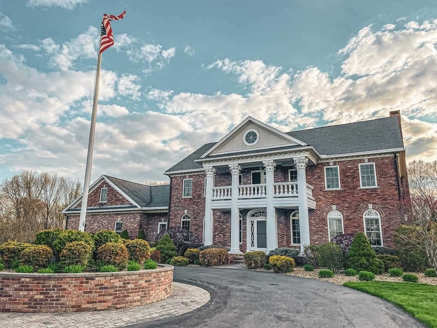 Sold $2,200,000 • Co-Listing Agent