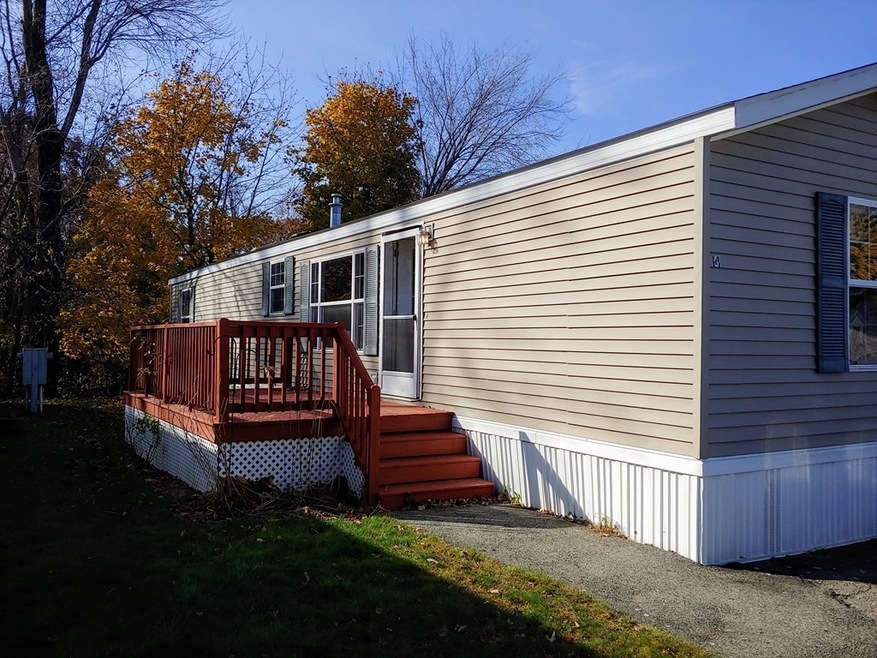 124 W Main St unit 14, Merrimac, MA 01860 - photo 1