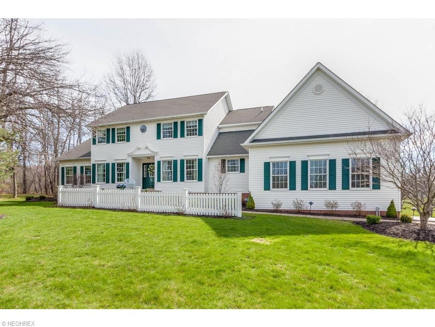 Welcome to lovely 5030 W. Streetsboro Rd in Richfi