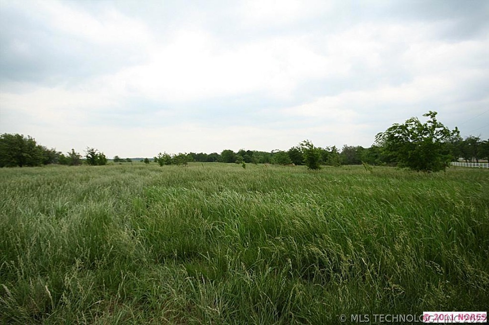 2614 N 214 Rd, Beggs, OK 74421 - photo 1