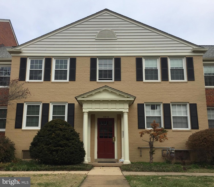 6616 Boulevard View unit A2, Alexandria, VA 22307 - photo 1