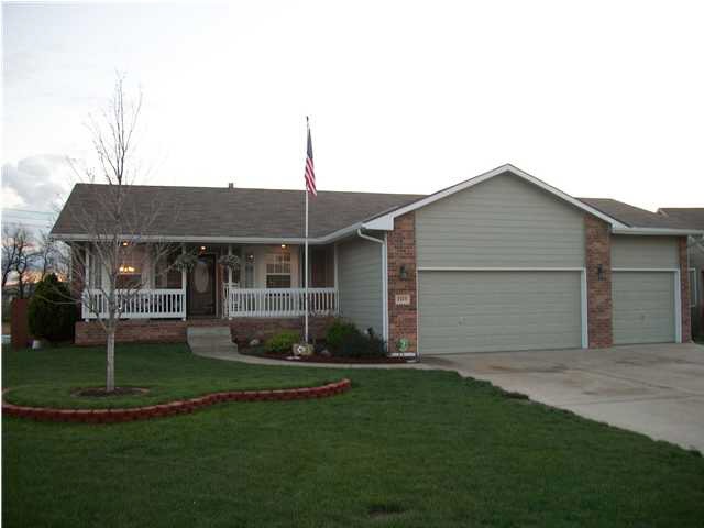 Welcome to 1415 E. Prairie Hill - A Place You can 