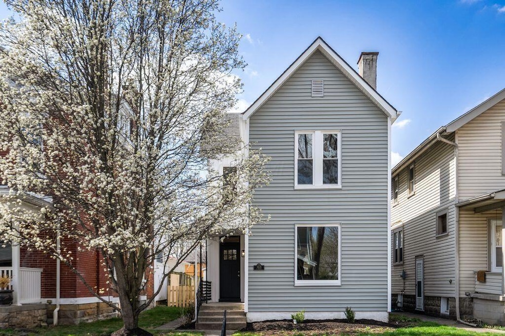 2_1405 S 5th St-83