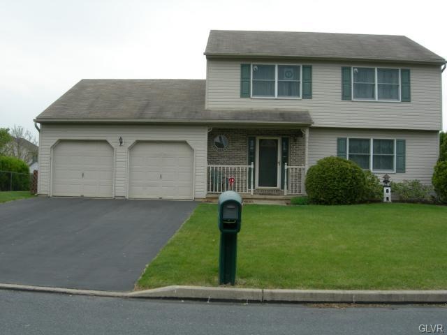 150 E 3rd St, Nazareth, PA 18064 - photo 1