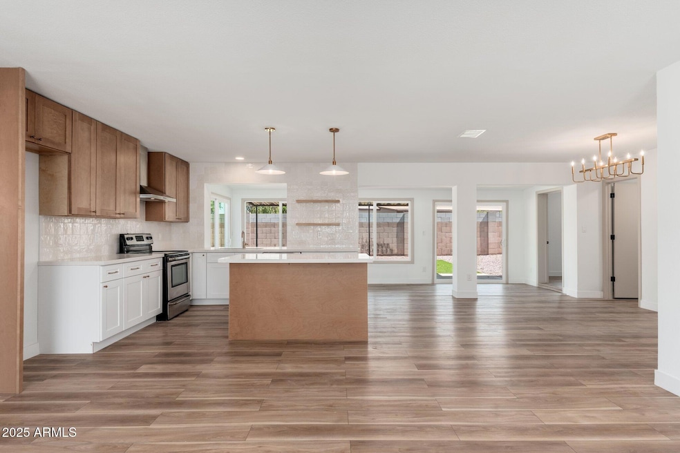 3910 W Kings Ave - 07
