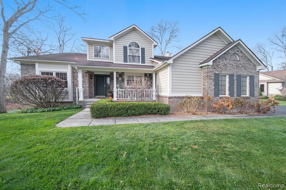 Welcome to 5079 Timber Cove Circle