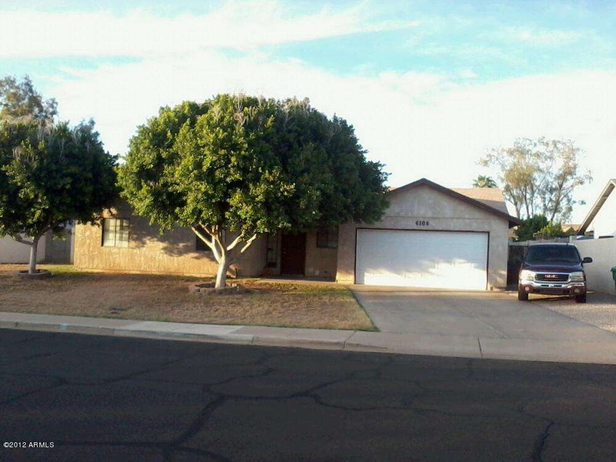 6106 E Ivyglen