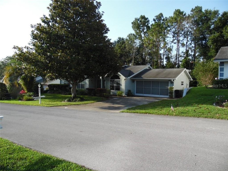 Nice Front Yard