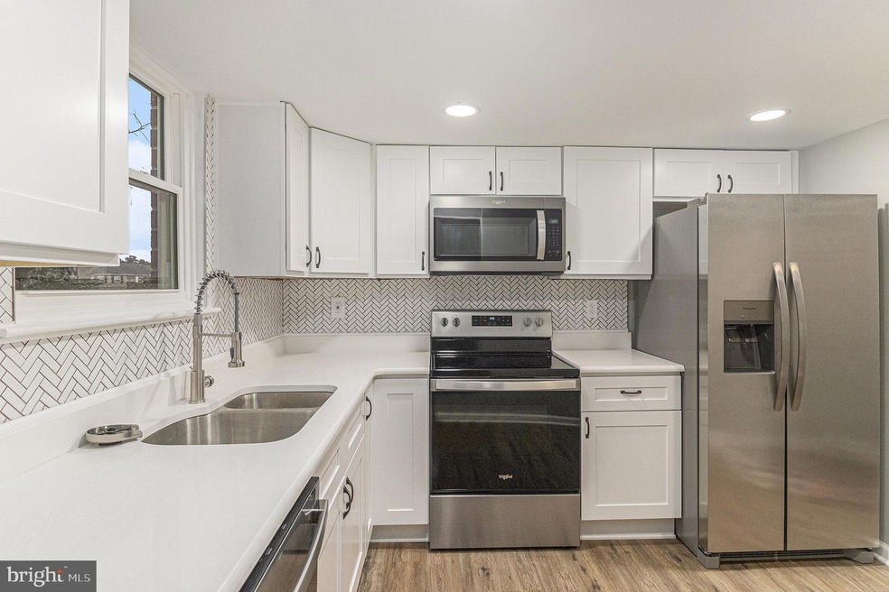 1138 Bayless Place unit I6, Norristown, PA 19403 - photo 1